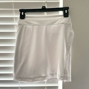 Outdoor Voices Court Skort 4.5” - Women’s M, White